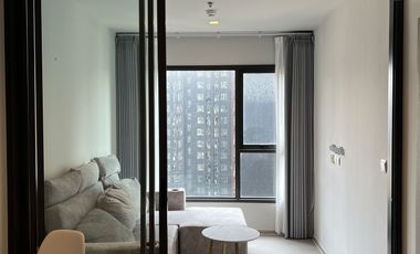 À louer 1 chambre condo à Huai Khwang, Bangkok
