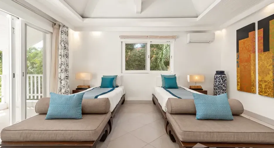 For sale 4 bedrooms villa in Ko Samui, Surat Thani