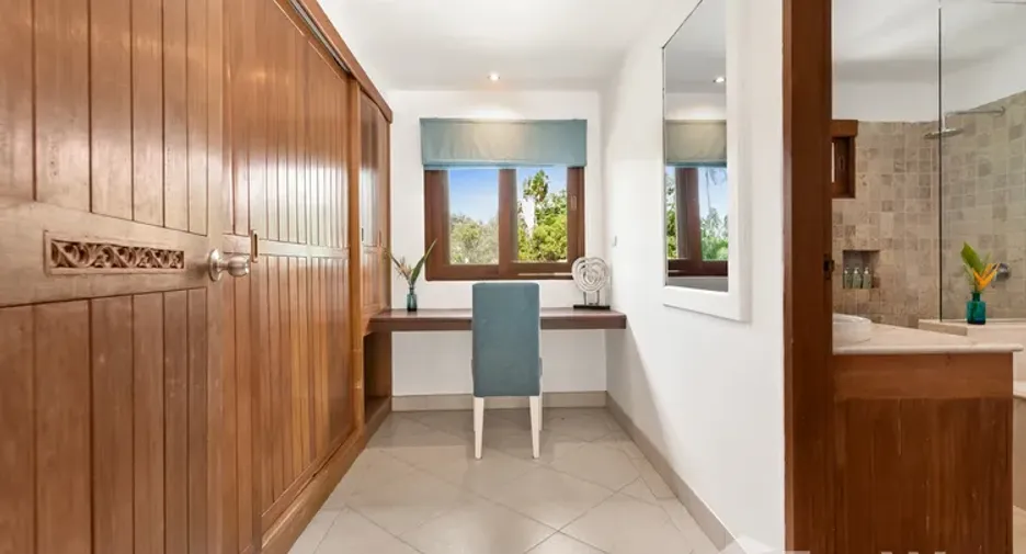 For sale 4 bedrooms villa in Ko Samui, Surat Thani