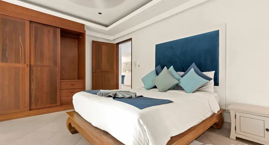 For sale 4 bedrooms villa in Ko Samui, Surat Thani