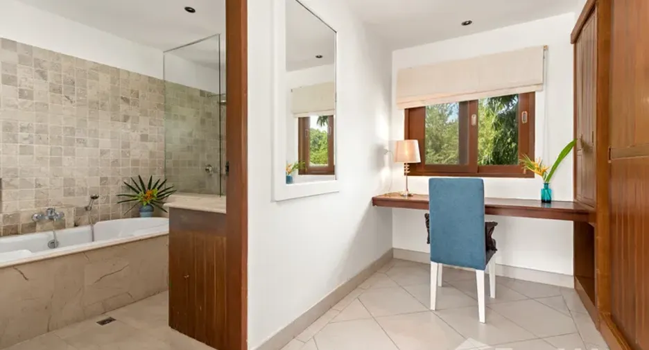 For sale 4 bedrooms villa in Ko Samui, Surat Thani