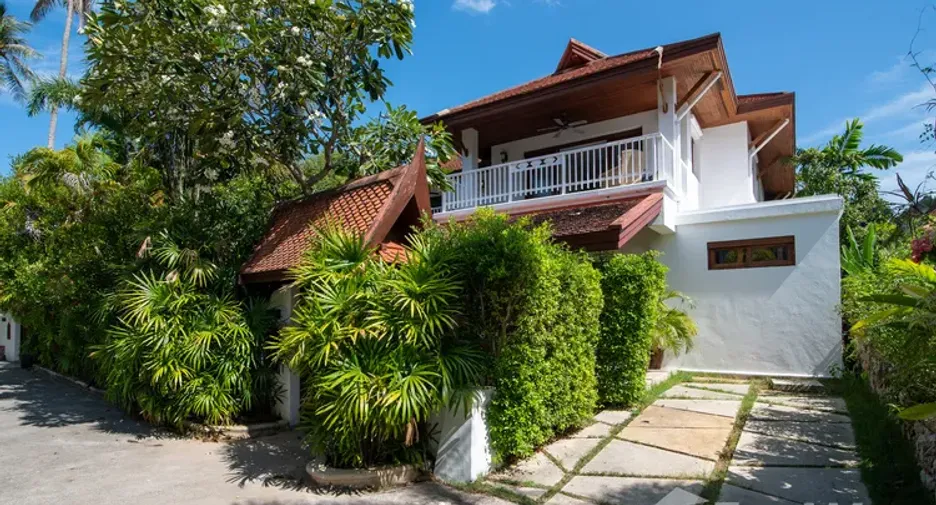 For sale 4 bedrooms villa in Ko Samui, Surat Thani