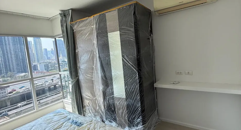 For rent 1 bed condo in Huai Khwang, Bangkok