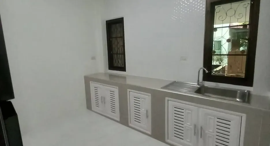 For rent 3 bedrooms house in San Sai, Chiang Mai
