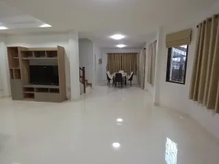 For rent 3 bedrooms house in San Sai, Chiang Mai