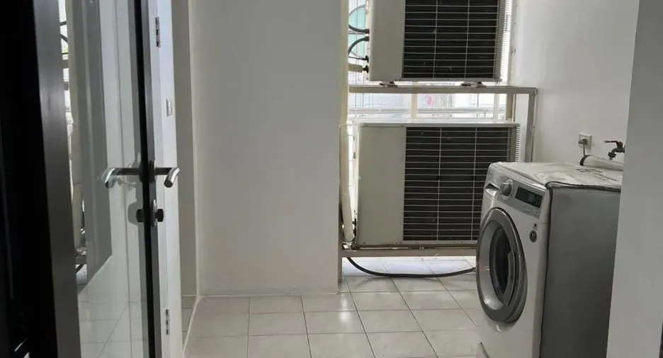 For sale 3 bedrooms condo in Bang Kho Laem, Bangkok