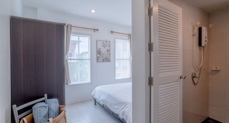 For sale 9 bedrooms hotel in Takua Pa, Phang Nga