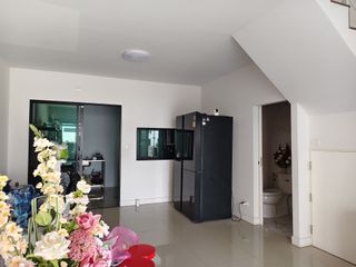For sale 3 bedrooms townhouse in Prawet, Bangkok