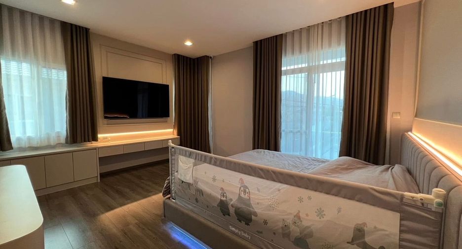 Casa en venta de 4 habitaciones en Mueang Chiang Mai, Chiang Mai