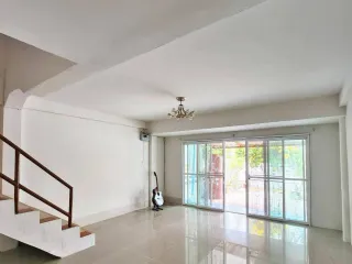 À louer 3 chambres maison à Hua Hin, Prachuap Khiri Khan