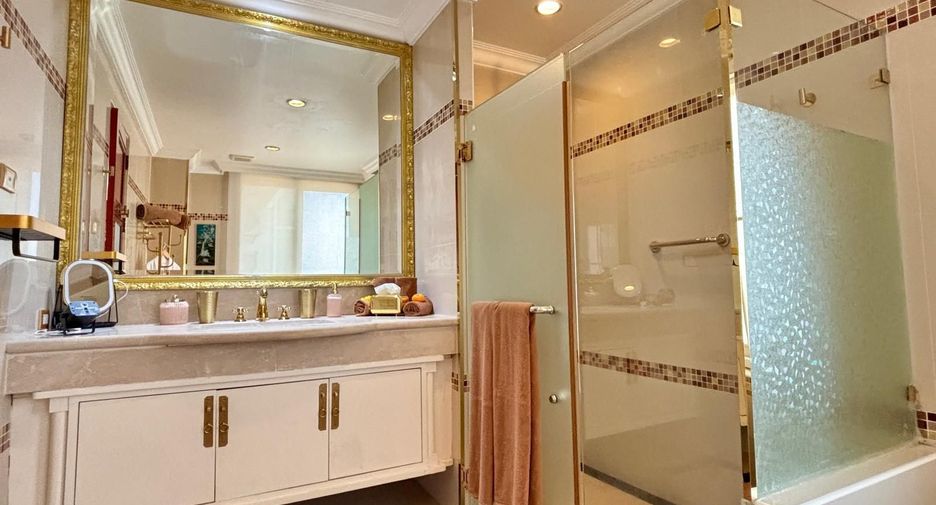 For sale and for rent 2 bedrooms condo in Bang Lamung, Chonburi