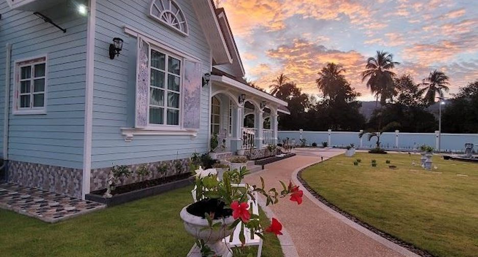 For sale 3 bedrooms house in Takua Pa, Phang Nga