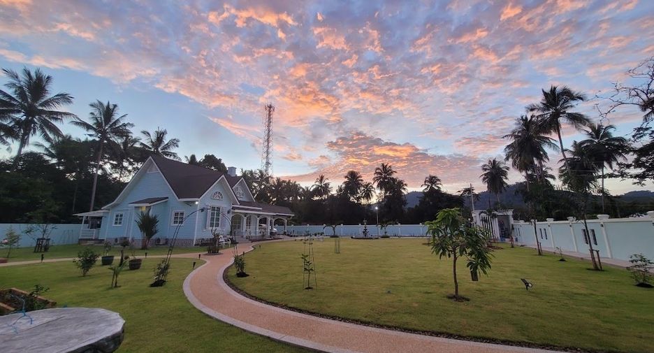 Haus zum Kauf mit 3 Zimmer in Takua Pa, Phang Nga