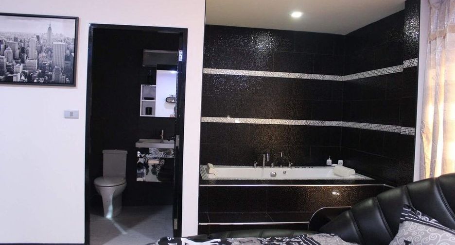 For sale 3 bedrooms villa in Kathu, Phuket