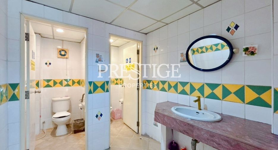 For sale 50 bedrooms retail Space in Bang Lamung, Chonburi