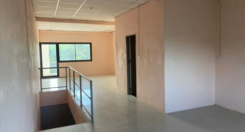 For rent studio townhouse in Takua Thung, Phang Nga