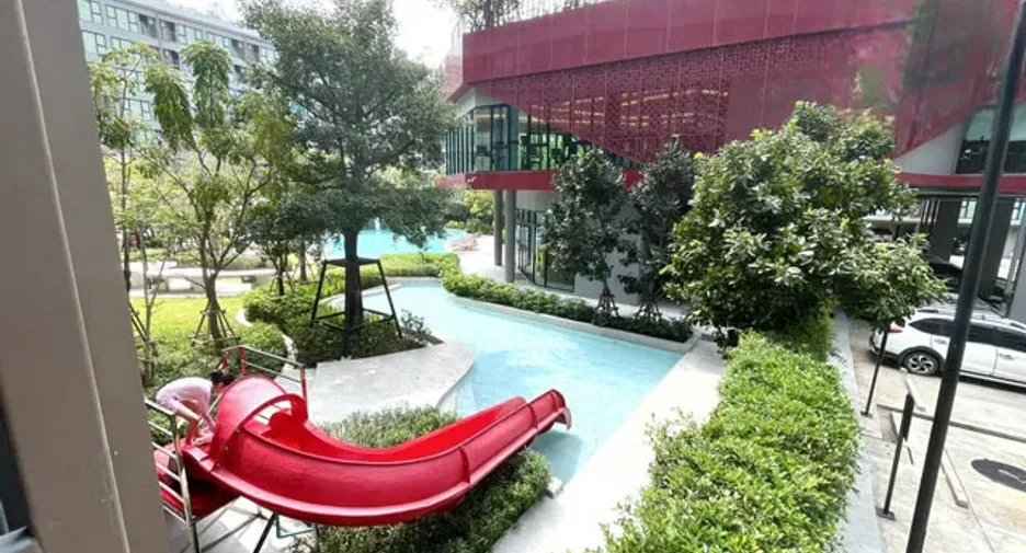 For sale 1 bed condo in Min Buri, Bangkok