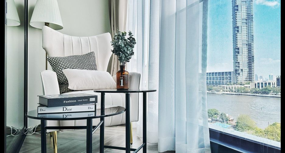 For rent 2 bedrooms condo in Khlong San, Bangkok