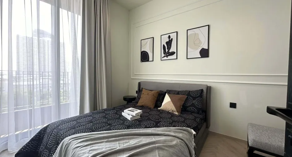 For rent 2 bedrooms condo in Khlong San, Bangkok