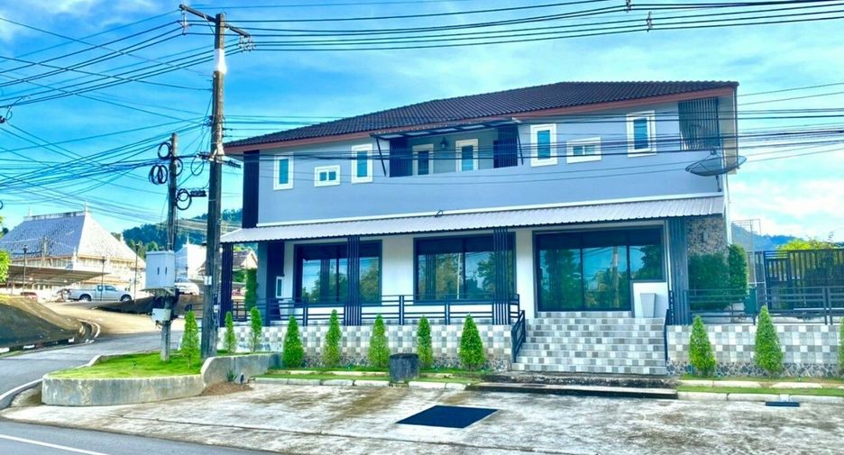 For sale 5 bedrooms house in Thai Mueang, Phang Nga