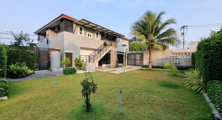 For sale 5 bedrooms house in Thai Mueang, Phang Nga