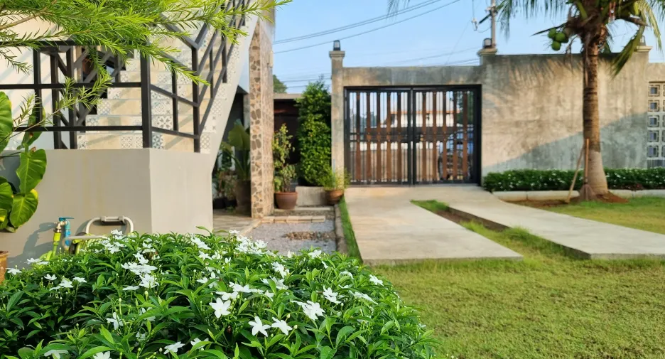 For sale 5 bedrooms house in Thai Mueang, Phang Nga