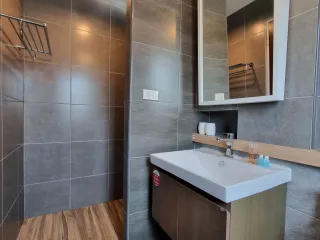 For sale 5 bedrooms house in Thai Mueang, Phang Nga