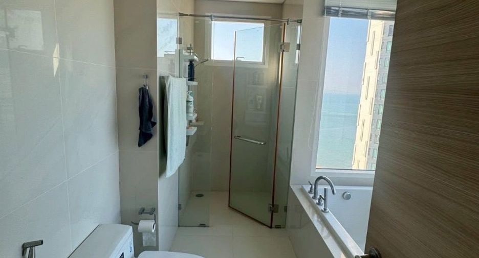 For sale 2 bedrooms condo in Jomtien, Pattaya