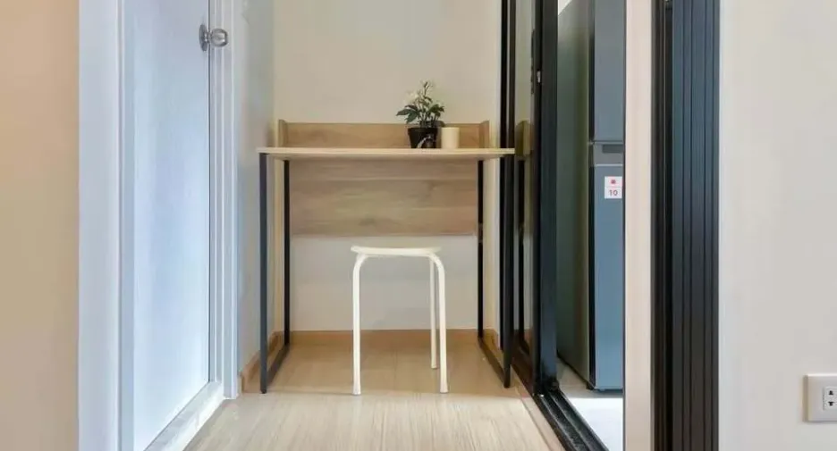 For rent studio condo in Wang Thonglang, Bangkok