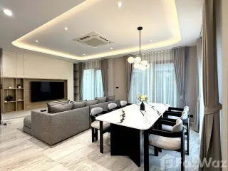 Casa en alquiler de 4 habitaciones en Bang Phli, Samut Prakan