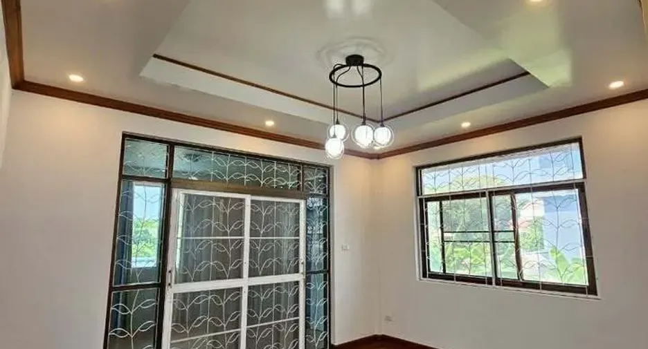 出租 7 卧室 独立屋 在 Wang Thong Lang, 曼谷