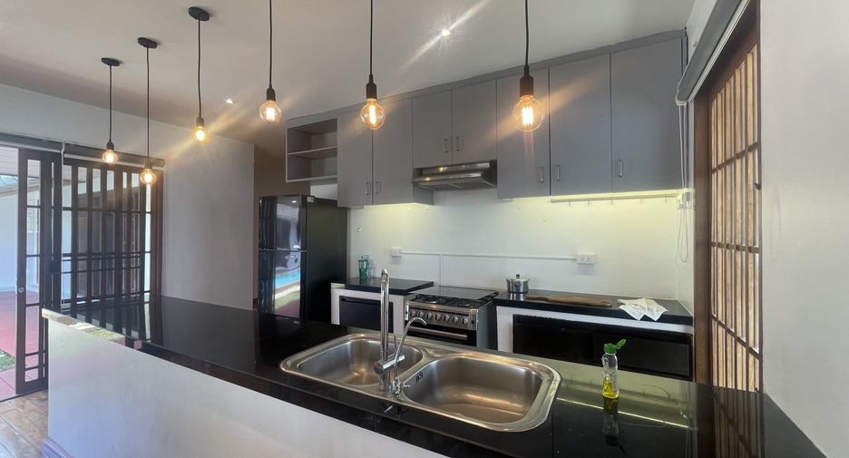 For sale and for rent 3 bedrooms villa in Thalang, Phuket
