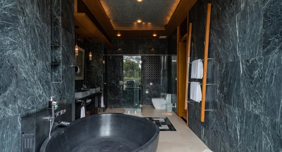 For sale 5 bedrooms villa in Takua Thung, Phang Nga