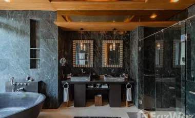 For sale 5 bedrooms villa in Takua Thung, Phang Nga