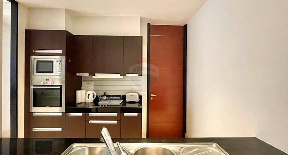 For rent 2 bedrooms condo in Sathon, Bangkok