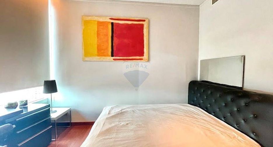 For rent 2 bedrooms condo in Sathon, Bangkok