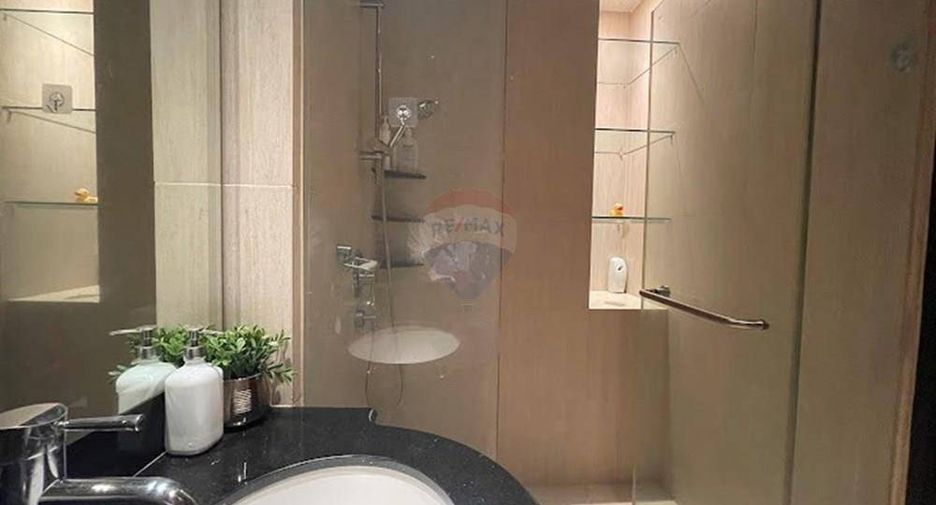 For rent 2 bedrooms condo in Sathon, Bangkok