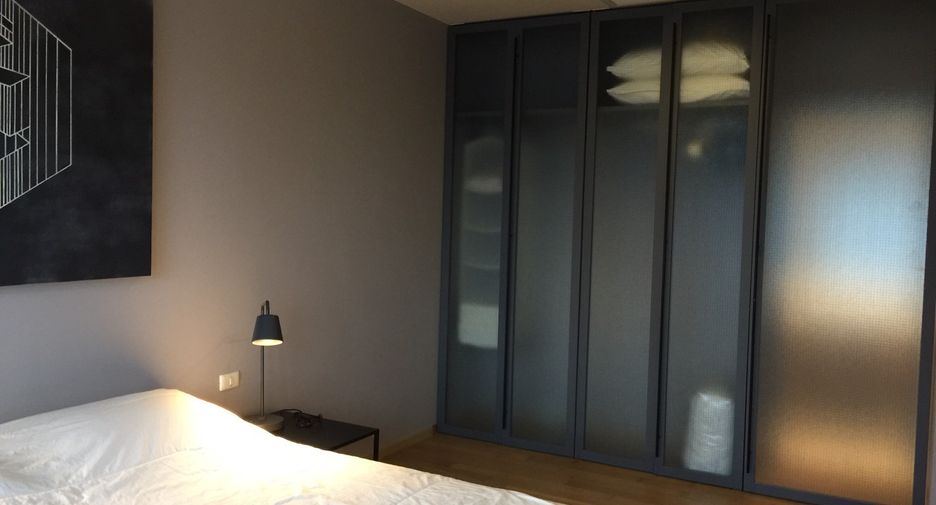 For rent 1 bed condo in Khlong Toei, Bangkok