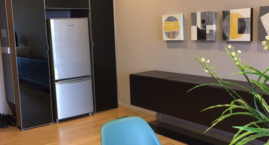 For rent 1 bed condo in Khlong Toei, Bangkok