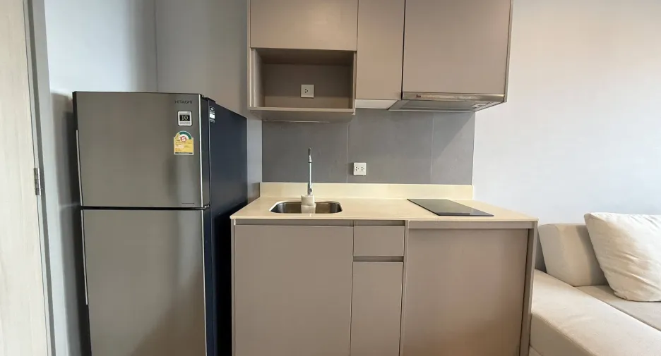 For rent 1 bed condo in Bang Na, Bangkok