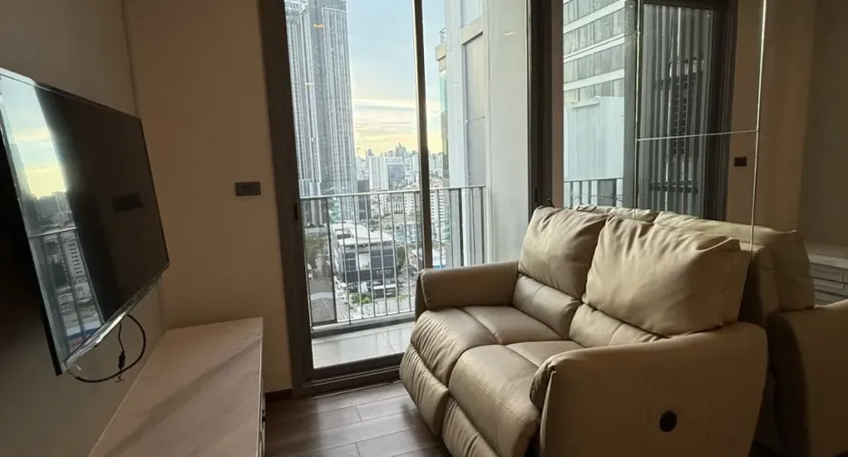 Wohnung zum Kauf und zur Miete mit 1 Zimmer in Watthana, Bangkok