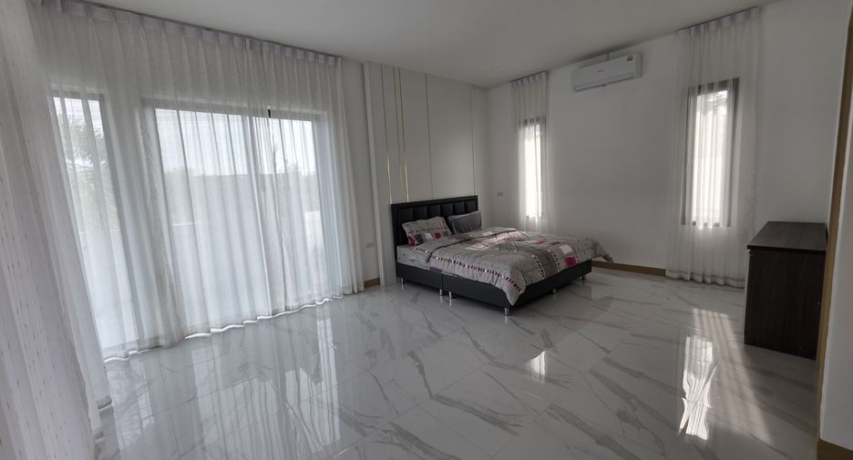 For sale 3 bedrooms house in Cha Am, Phetchaburi