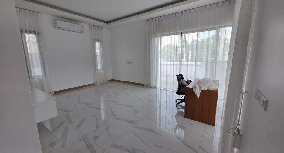 For sale 3 bedrooms house in Cha Am, Phetchaburi