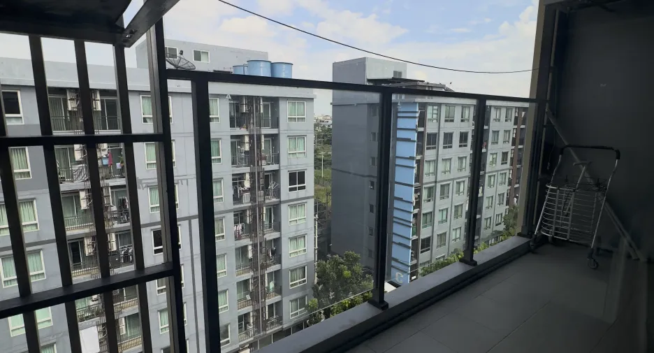 For sale and for rent 2 bedrooms condo in Mueang Pathum Thani, Pathum Thani