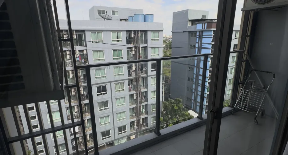 For sale and for rent 2 bedrooms condo in Mueang Pathum Thani, Pathum Thani