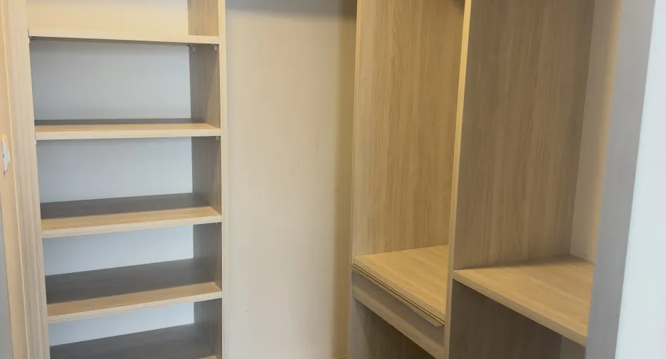 For sale and for rent 2 bedrooms condo in Mueang Pathum Thani, Pathum Thani