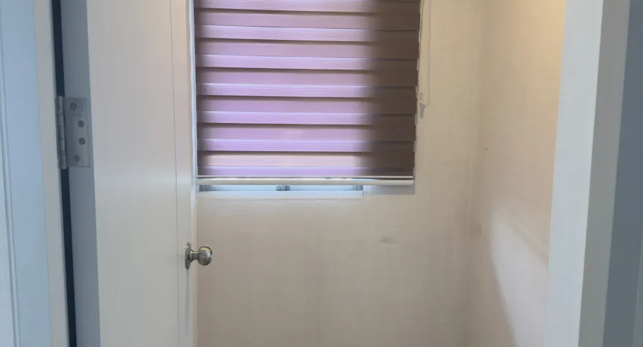 For sale and for rent 2 bedrooms condo in Mueang Pathum Thani, Pathum Thani