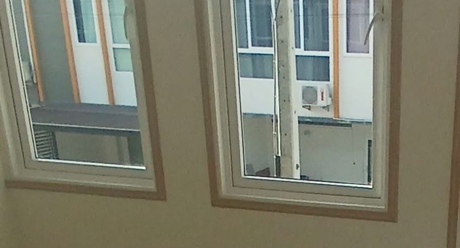 For sale 2 ベッドルーム townhouse in Sam Phran, Nakhon Pathom