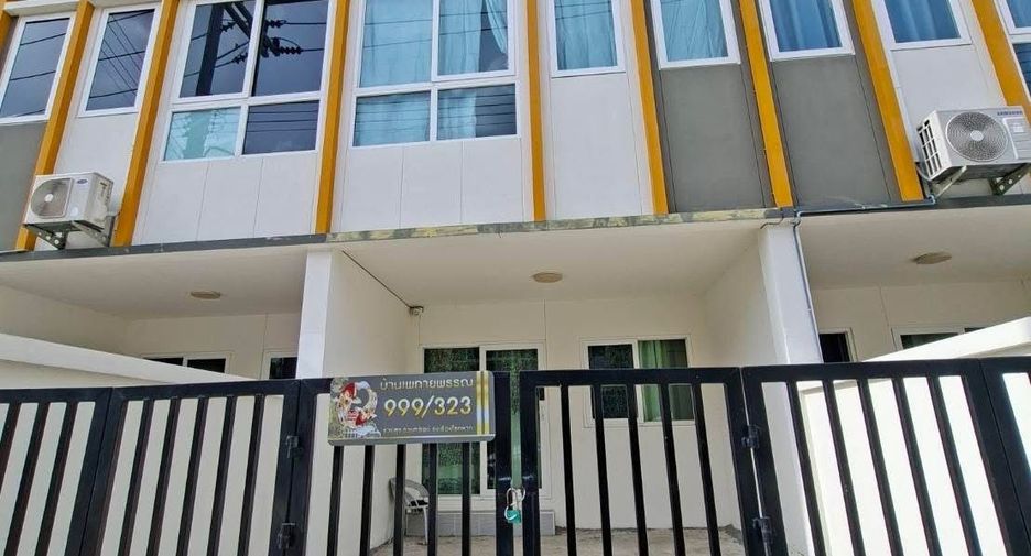 For sale 2 ベッドルーム townhouse in Sam Phran, Nakhon Pathom