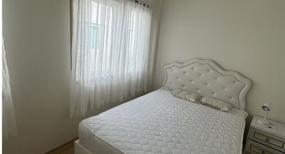 For sale 2 ベッドルーム townhouse in Sam Phran, Nakhon Pathom